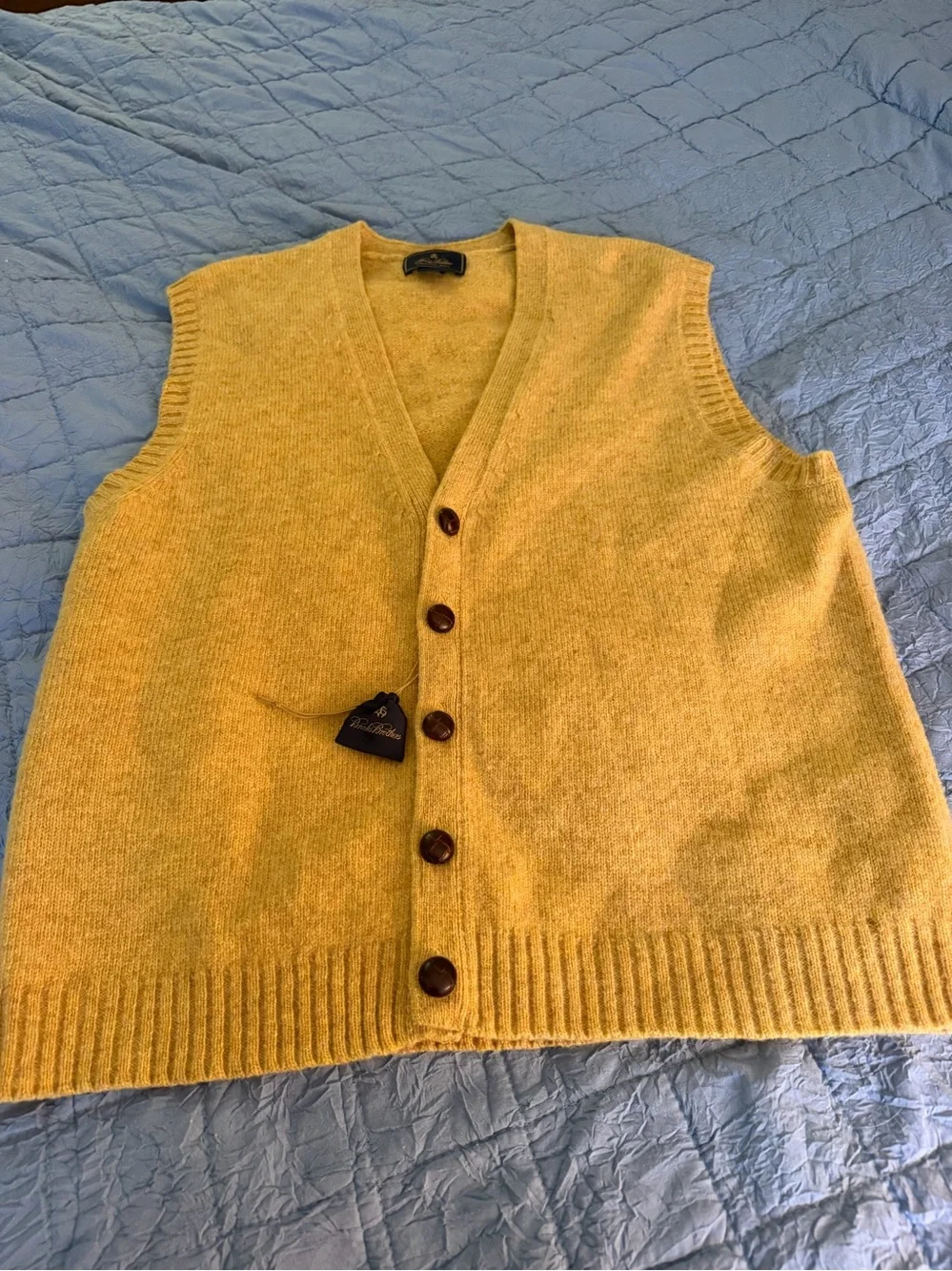 Brooks Brothers 100% wool mustard Yellow Vest Men’s Medium